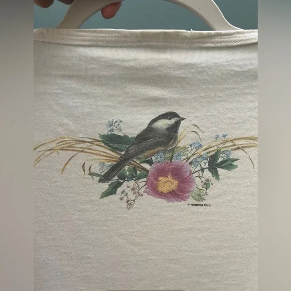 M044 - 1990s Single Stitch Vintage Chickadees t-shirt // 23” ptp - Picture 3 of 3